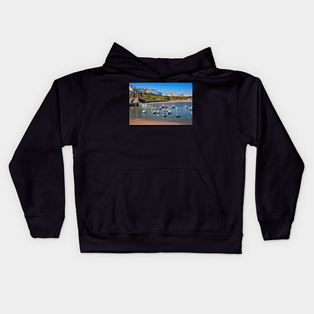 Tenby Harbour, Pembrokeshire Kids Hoodie by dasantillo